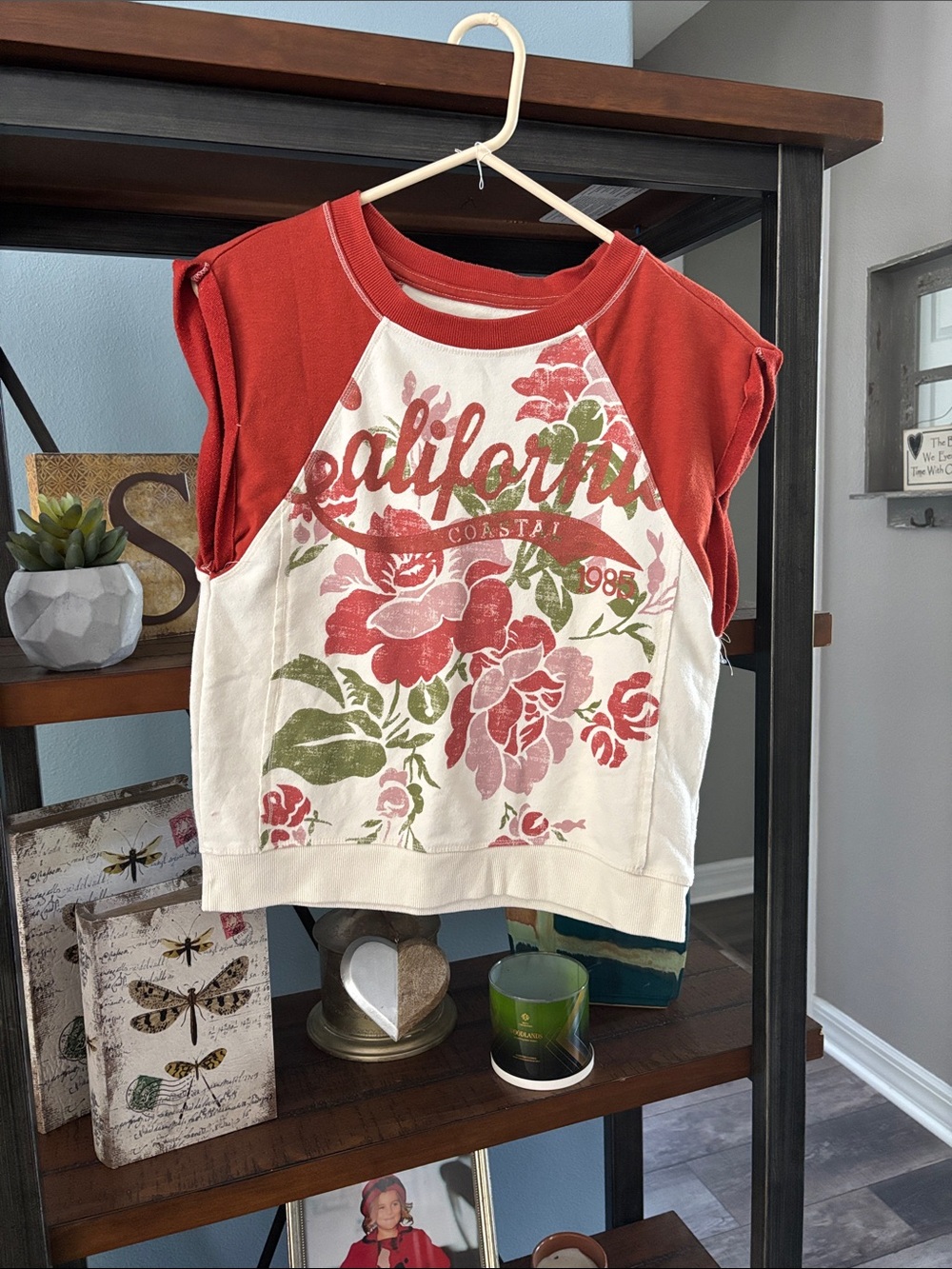 Pilcro' California Floral Raglan Top - Rust  & White  Olive ptp 20